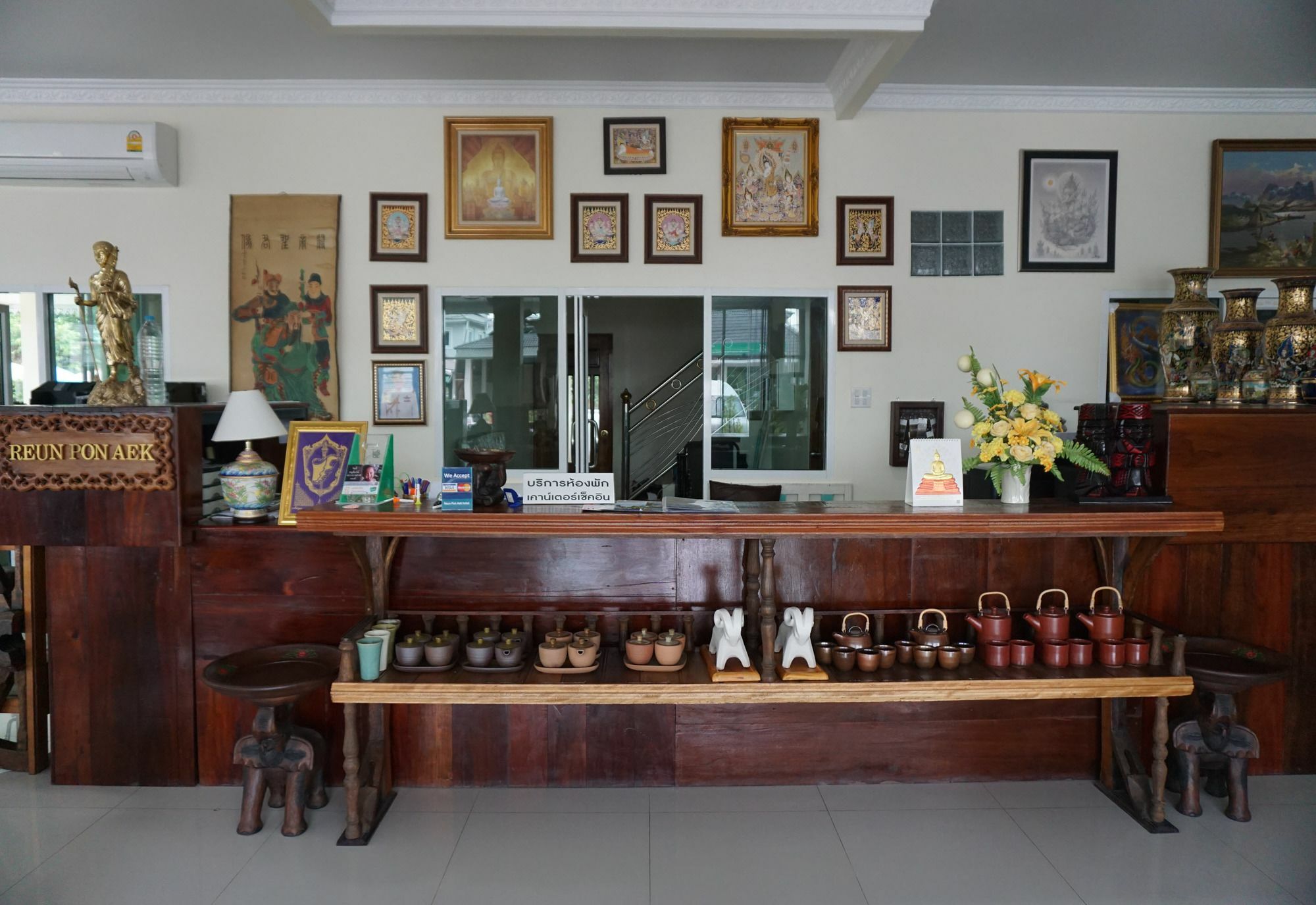 โรงแรมเรือนพนเอก เชียงราย ภายนอก รูปภาพ